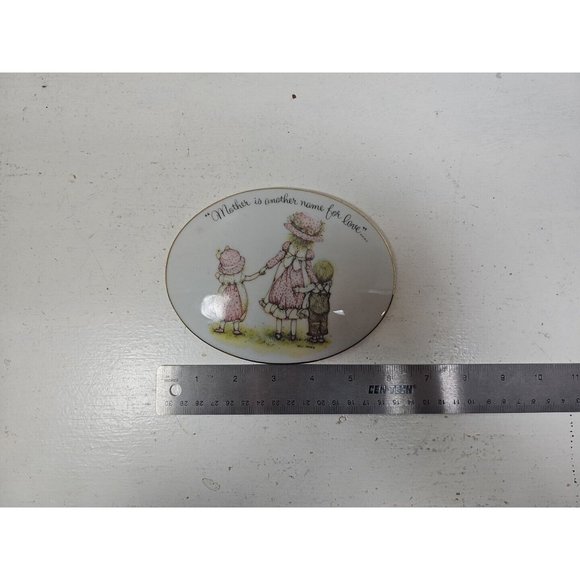 Holly Hobbie 1973 Porcelain Plaque Mother is Another Name for Love Japan Vintage - Picture 5 of 5